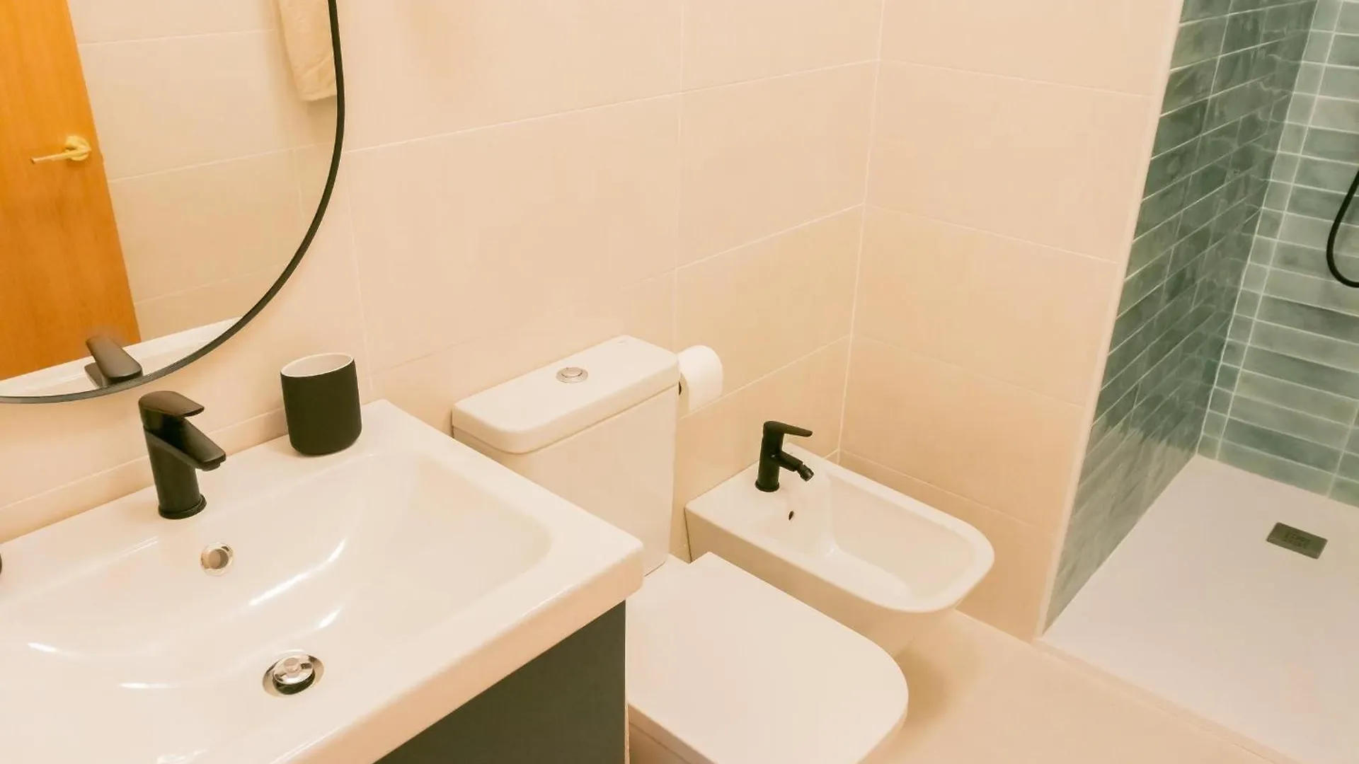 Peaceful Central Apartment Malaga Spain